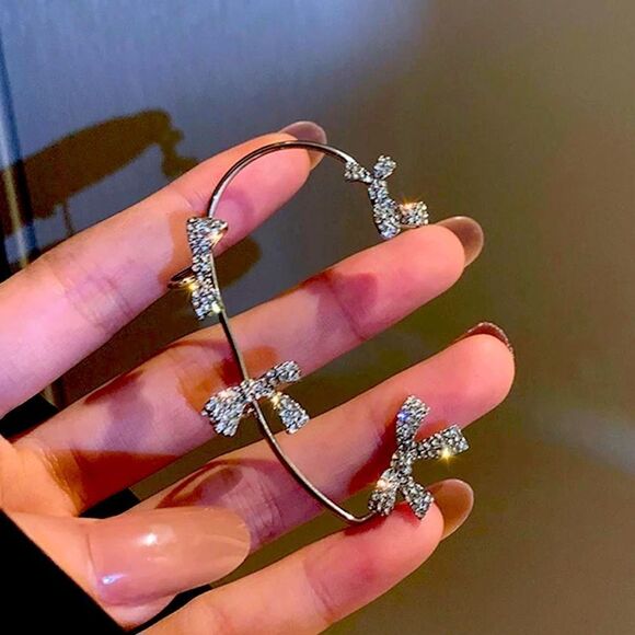 Sparkly Crystal Bows Ear Wrap Cuffs, Ear Crawlers Set Earrings NEW - Picture 3 of 4